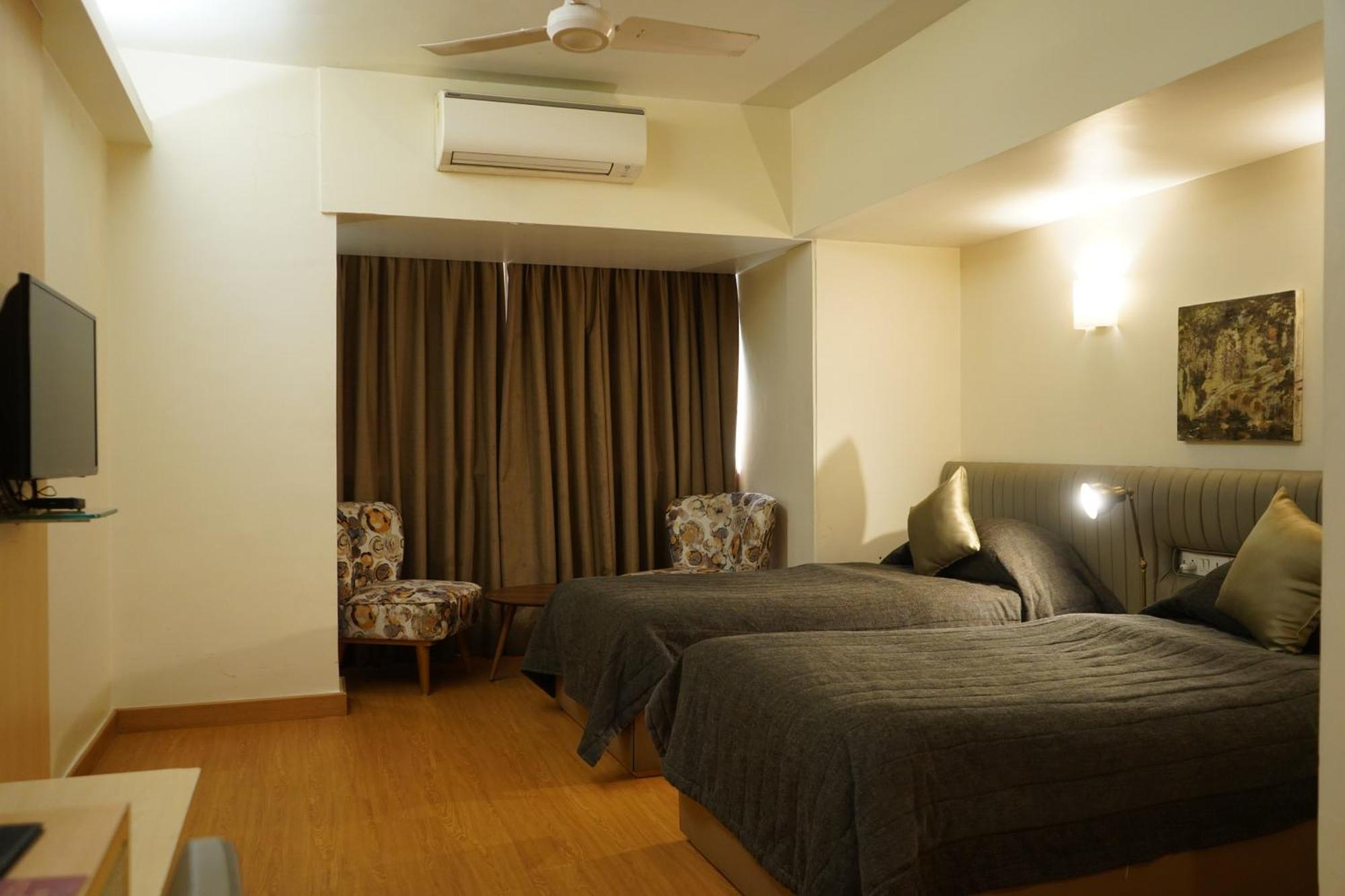 Hotel Diplomat, Colaba Bombay Extérieur photo
